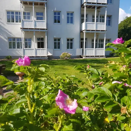 Ferienwohnung 2 Schlafzimmer Mit Ostseeblick *