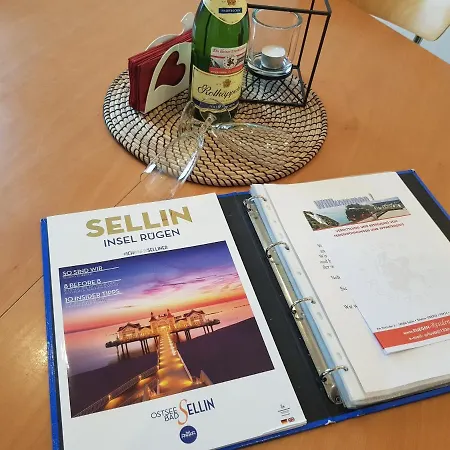 Ferienwohnung 2 Schlafzimmer Mit Ostseeblick Lägenhet *